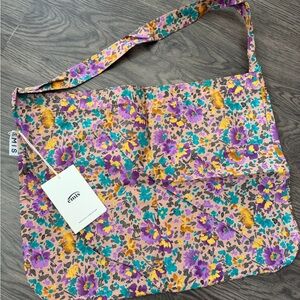 Emis tote bag